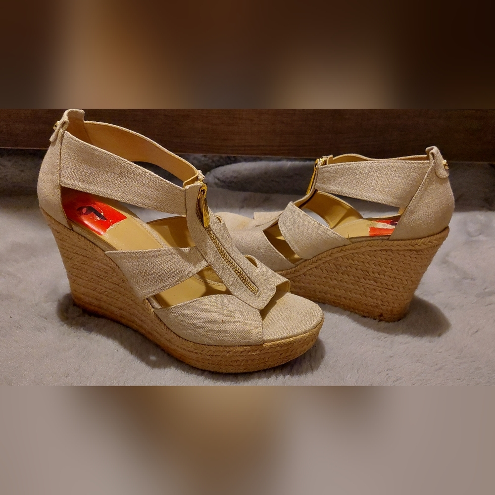 Used Tan/Gold Shimmer Michael Kors Wedge Sandal